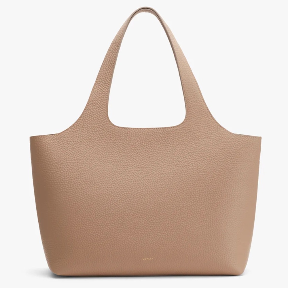 Cuyana 16 Inch System Tote in Cappuccino Pebbled Leather